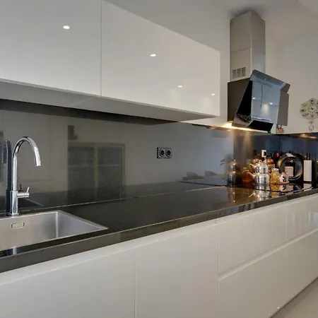 Apartment Spacious And Comfortable Central *